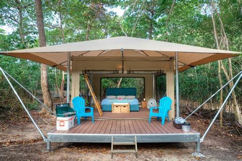 Cinnamon bay campground - May 9, 2022 · Cinnamon Bay Beach & Campground. For those keen on visiting St. John to connect with nature, Cinnamon Bay Beach & Campground is a solid choice. Cottages, eco-tents, and bare sites are available ...